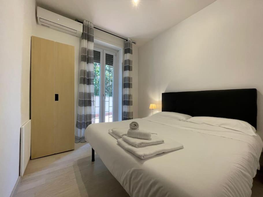 Spacious And Bright Rom Exterior foto
