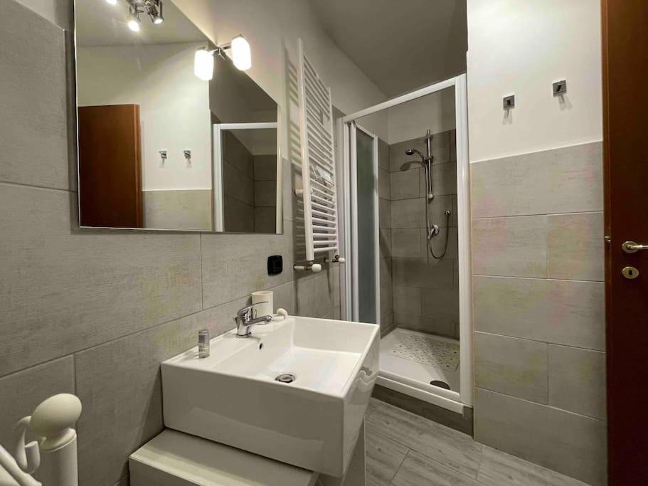 Spacious And Bright Rom Exterior foto